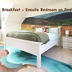 Mon Petit - And In Bed & Breakfast Bunclody