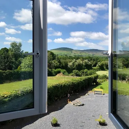 Mon Petit - And In 5*