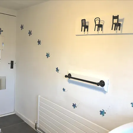Mon Petit - And House In 5*