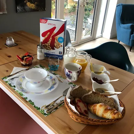 Alojamento de Acomodação e Pequeno-almoço Mon Petit - And In