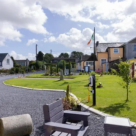 Mon Petit - And House In Bunclody