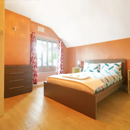 Mon Petit - And House In 5*