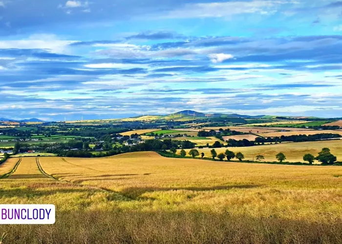 Mon Petit - And In Bed & Breakfast