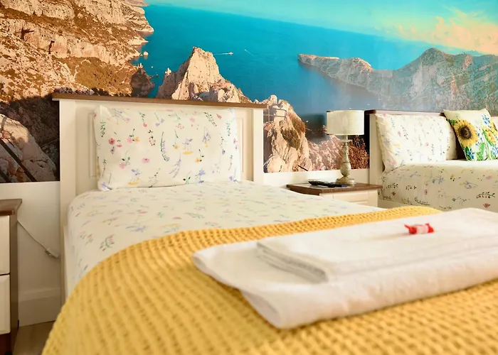 Mon Petit - And In 5* Bunclody